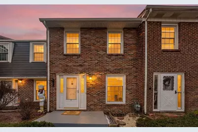 634 Dlyn Street, Columbus, OH 43228 - Photo 1