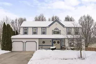 176 Knights Bridge Dr E, Pickerington, OH 43147 - Photo 1