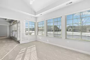 310 Stoneshire Loop, Pataskala, OH 43062 - Photo 2