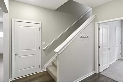 1390 Hemetite Drive, Grove City, OH 43123 - Photo 4