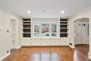 2295 Oxford Rd, Upper Arlington, OH 43221 - Photo 8