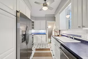 248 Chatham Rd, Columbus, OH 43214 - Photo 6