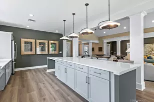 2112 Darilyn Dr, Grove City, OH 43123 - Photo 8