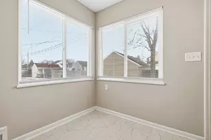 1362 Clinton St, Columbus, OH 43211 - Photo 14