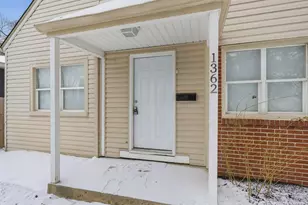 1362 Clinton St, Columbus, OH 43211 - Photo 4