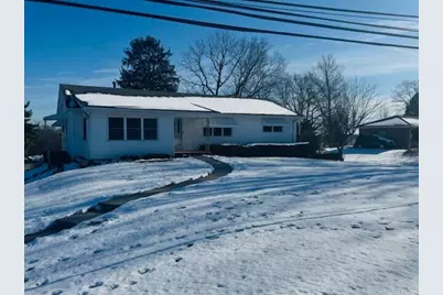 2220 Lancaster Thornville Road NE, Lancaster, OH 43130 - Photo 1