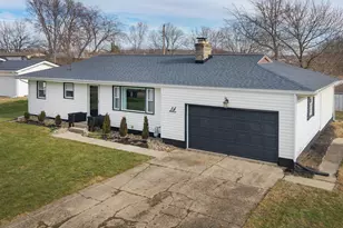 14 Hilltop Dr, Mount Vernon, OH 43050 - Photo 4