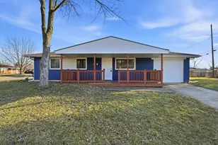 577 Barcher Rd, Columbus, OH 43207 - Photo 1