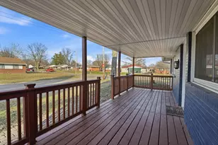 577 Barcher Rd, Columbus, OH 43207 - Photo 4