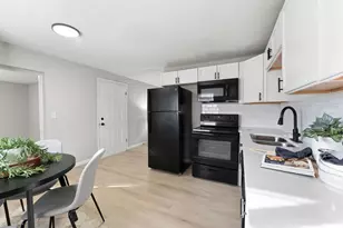 577 Barcher Rd, Columbus, OH 43207 - Photo 14