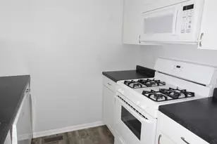 4106 Cherry Orchard Ln, Columbus, OH 43230 - Photo 8