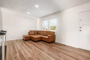 811 Kinsman St, Columbus, OH 43207 - Photo 4