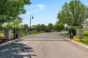 9023 Samari Pl, Powell, OH 43065 - Photo 2