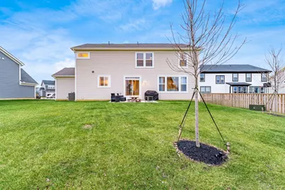 8454 Bova Court, Pickerington, OH 43147 - Photo 4