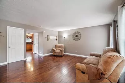 5710 English Rose Drive, Galloway, OH 43119 - Photo 6