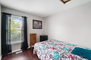 5710 English Rose Dr, Galloway, OH 43119 - Photo 16