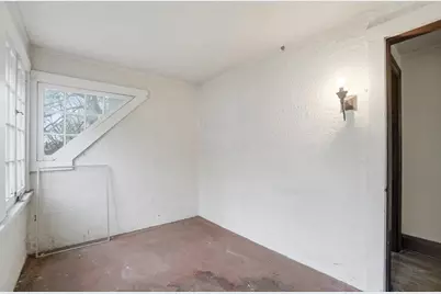 2104 Iuka Avenue, Columbus, OH 43201 - Photo 50