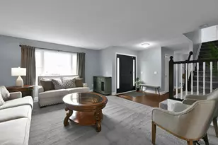 2625 Abbey Knoll Dr, Lewis Center, OH 43035 - Photo 6