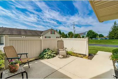 5941 Landings Pond Place, Grove City, OH 43123 - Photo 4
