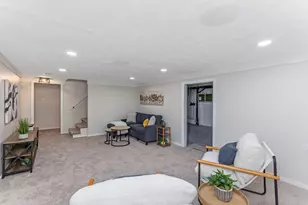 1258 Denbigh Dr, Columbus, OH 43220 - Photo 44