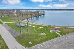 13114 Pine Rd NE, Thornville, OH 43076 - Photo 2