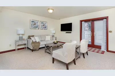 136 S Garfield Avenue, Columbus, OH 43205 - Photo 6