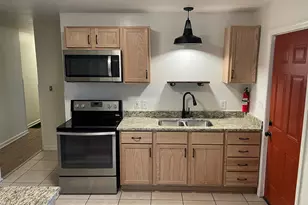 2896-2898 McGuffey Rd, Columbus, OH 43224 - Photo 4