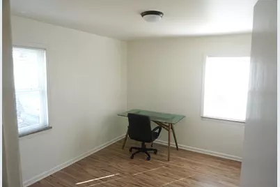 2896-2898 McGuffey Road, Columbus, OH 43224 - Photo 8