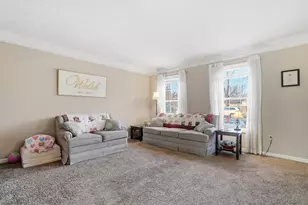 27 1st St SW, Pataskala, OH 43062 - Photo 2