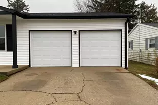 1137 Superior Ave, Bellefontaine, OH 43311 - Photo 14