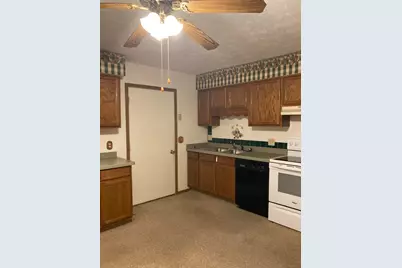 456 Samantha Circle, London, OH 43140 - Photo 2