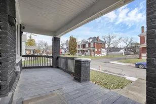 999 S 22nd St, Columbus, OH 43206 - Photo 4