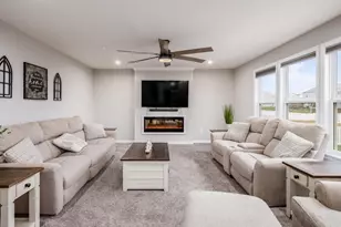 1680 Dickson Dr, Marysville, OH 43040 - Photo 18