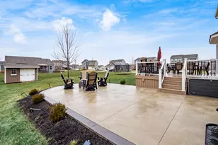 1680 Dickson Dr, Marysville, OH 43040 - Photo 38