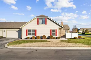 2460 Buckeye Grove, Grove City, OH 43123 - Photo 6