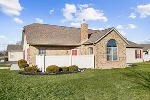 2460 Buckeye Grove, Grove City, OH 43123 - Photo 4