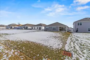 1017 Sherwood Loop, Bellefontaine, OH 43311 - Photo 30