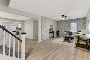 2186 Middlehurst Dr, Columbus, OH 43219 - Photo 6