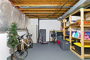 7027 Dublin Village Dr, Dublin, OH 43017 - Photo 30