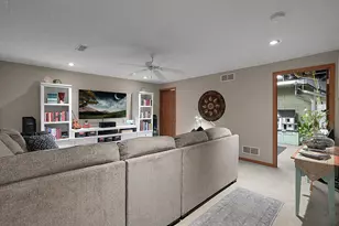 1126 Sanctuary Pl, Columbus, OH 43230 - Photo 14