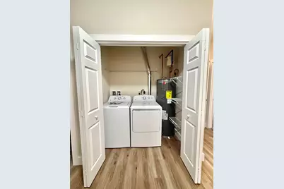 1600 Spring Village Lane, Ontario, OH 44906 - Photo 10