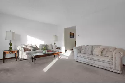 5288 Hyde Park Drive, Hilliard, OH 43026 - Photo 2