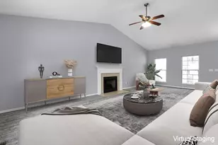 8651 Robbins Loop Dr, Reynoldsburg, OH 43068 - Photo 10