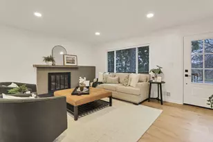 4374 Scenic Dr, Columbus, OH 43214 - Photo 14