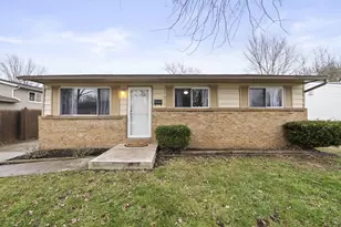 2706 Moundcrest St, Columbus, OH 43232 - Photo 4