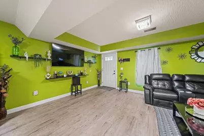 3215 Valleyview Drive, Columbus, OH 43204 - Photo 10