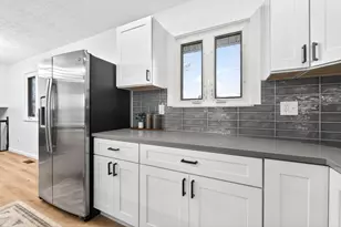 430 E Columbus St, Pickerington, OH 43147 - Photo 8