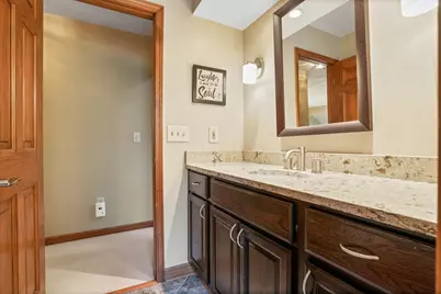 7832 Country Brook Lane, Reynoldsburg, OH 43068 - Photo 38