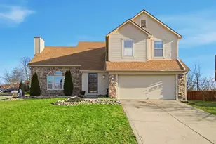 3250 Cypress Point Ct, Pickerington, OH 43147 - Photo 2
