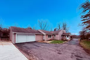 438 Grange Hall Rd, Beavercreek, OH 45430 - Photo 2